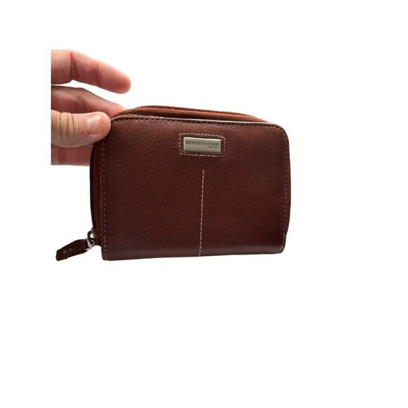 Kenneth Cole Brown Leather Zip-Around Wallet With Card Slots & Snap Pockets - Picture 2 of 11